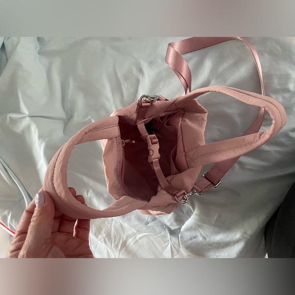 Lululemon "on my level" tote - Picture 6 of 6